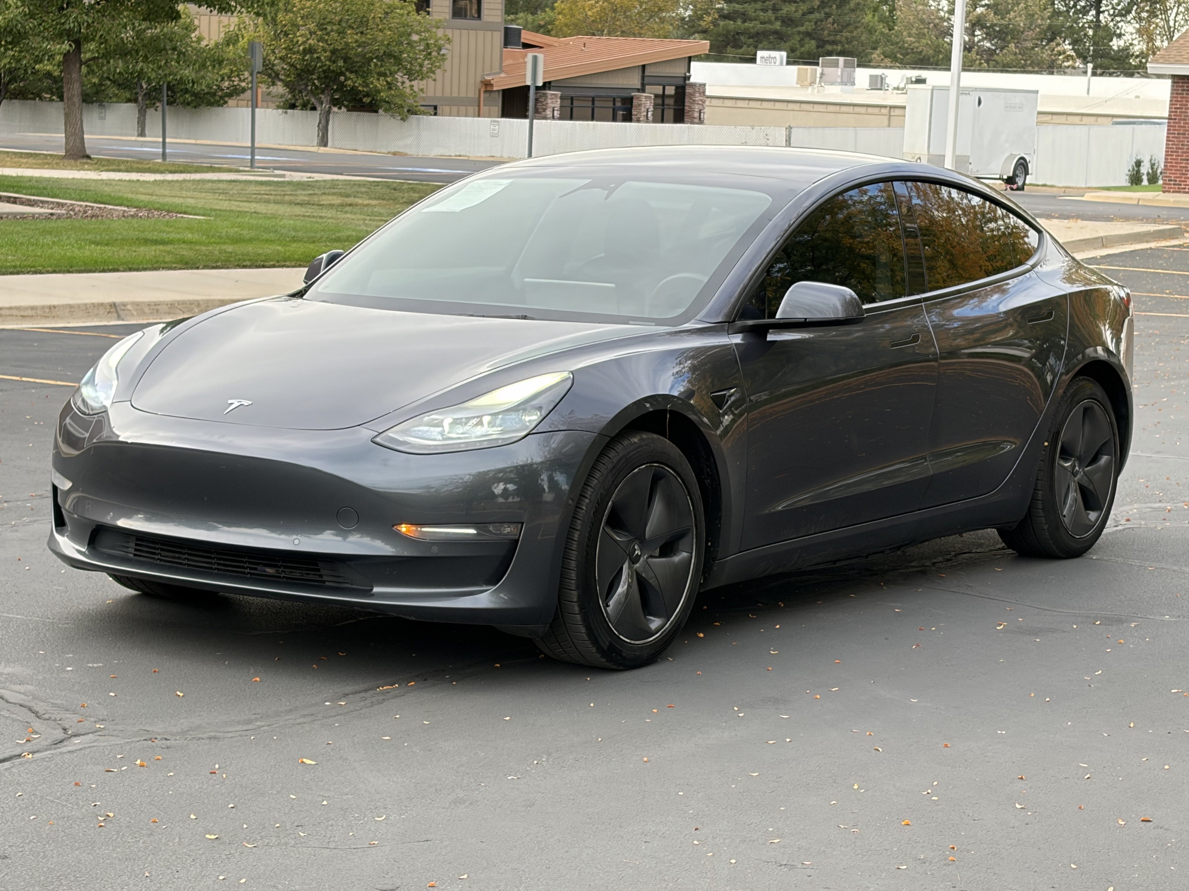 Used 2022 Tesla Model 3 Long Range AWD/4WD image 2