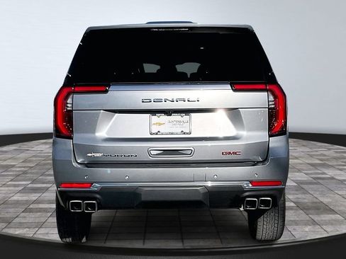 Used 2025 GMC Yukon Denali image 4