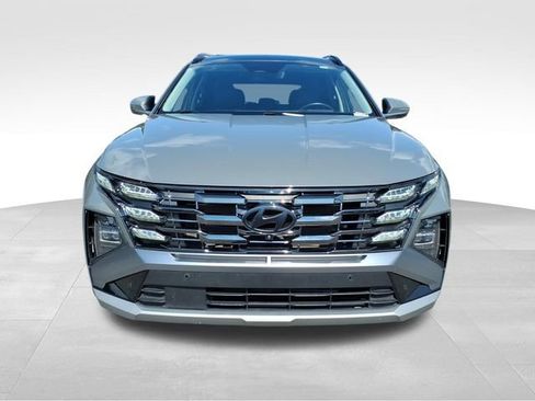 Used 2025 Hyundai Tucson Limited AWD/4WD image 17
