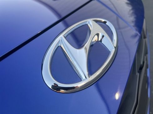 Used 2023 Hyundai Elantra SEL image 34