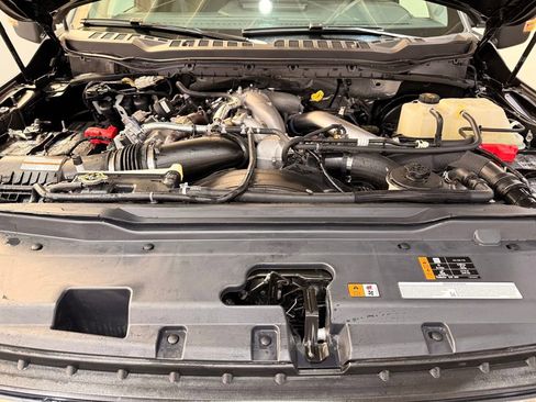 Certified 2025 Ford F250 XLT w/ FX4 Off-Road Package image 7