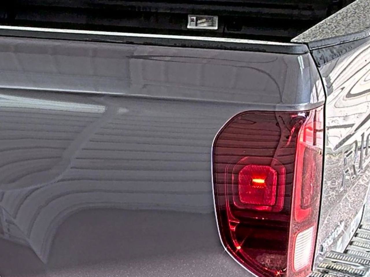 Used 2025 Honda Ridgeline RTL image 10