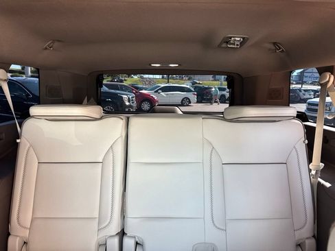 Used 2026 GMC Yukon XL Denali w/ Denali Reserve Package AWD/4WD image 29
