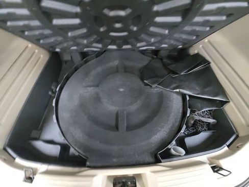 Used 2012 Lincoln MKX AWD image 28