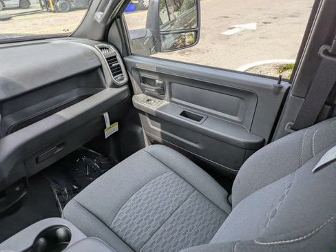 New 2026 RAM 3500 Tradesman AWD/4WD image 16