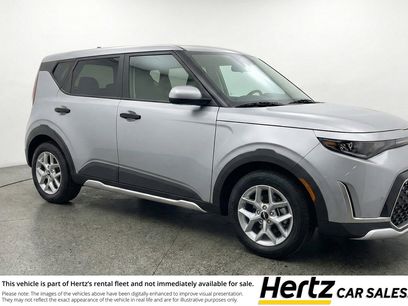 Used 2025 Kia Soul LX w/ LX Technology Package