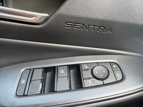 New 2026 Nissan Sentra SV w/ SV Convenience Package FWD image 17