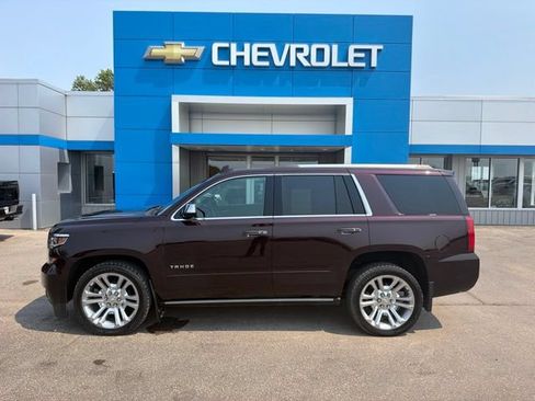 Used 2020 Chevrolet Tahoe Premier w/ Premier Plus Edition AWD/4WD image 1