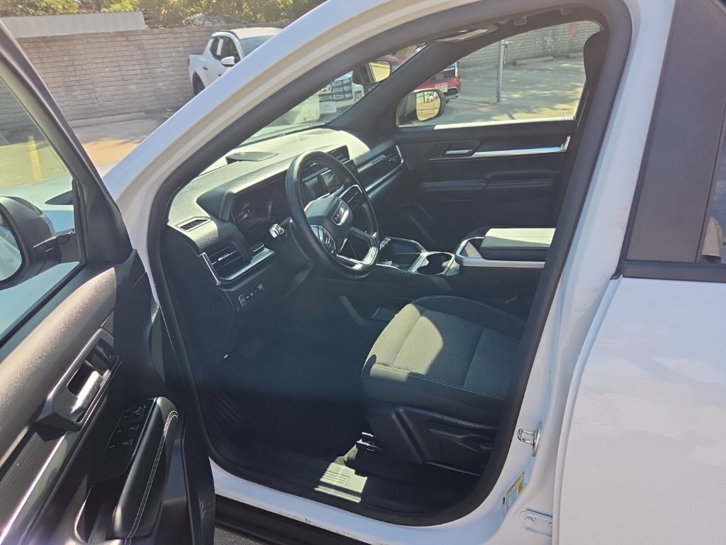 Used 2026 GMC Terrain Elevation FWD image 4