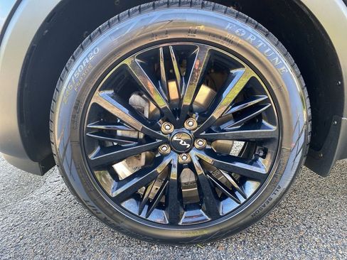 Used 2022 Kia Telluride SX w/ SX Prestige Package AWD/4WD image 9