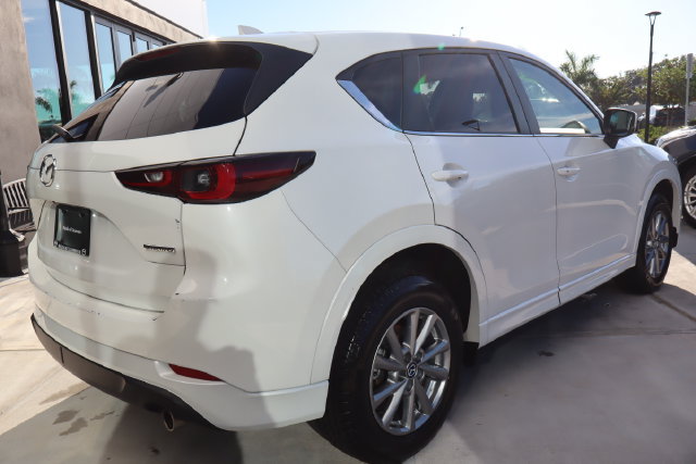 Used 2024 MAZDA CX-5 AWD 2.5 S w/ Select Package image 3