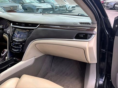 Used 2014 Cadillac XTS Platinum FWD image 16