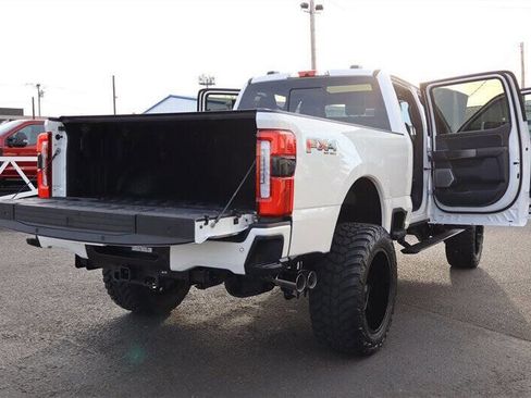 Used 2024 Ford F350 Platinum w/ FX4 Off-Road Package AWD/4WD image 36
