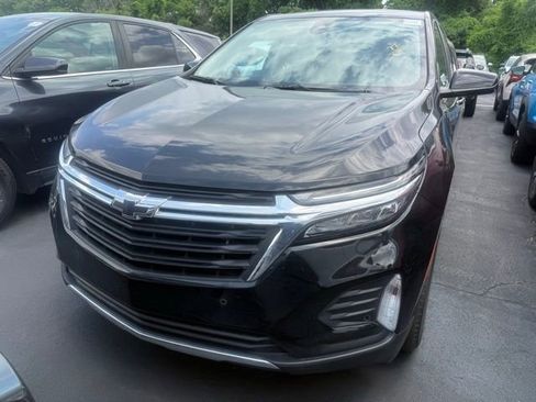 Used 2024 Chevrolet Equinox LT FWD image 1