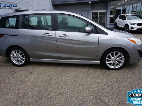 Used 2013 MAZDA MAZDA5 Touring FWD image 6