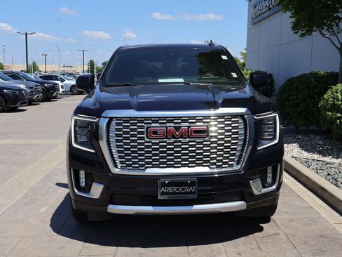 Used 2024 GMC Yukon XL Denali w/ Max Trailering Package AWD/4WD image 3