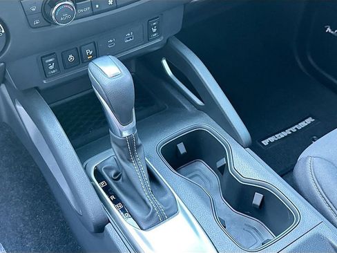 Certified 2024 Nissan Frontier SV w/ Technology Package image 16