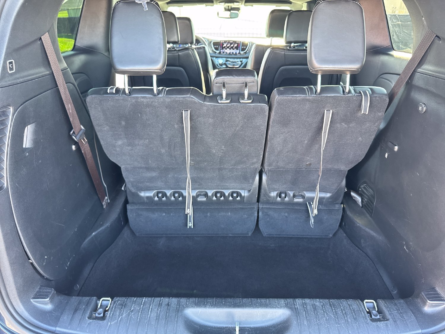 Used 2025 Chrysler Pacifica Select FWD image 21