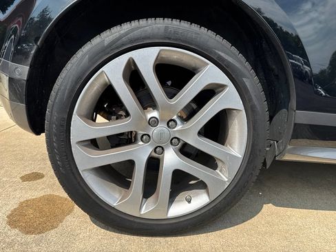 Used 2020 Land Rover Range Rover Evoque R-Dynamic SE AWD/4WD image 24