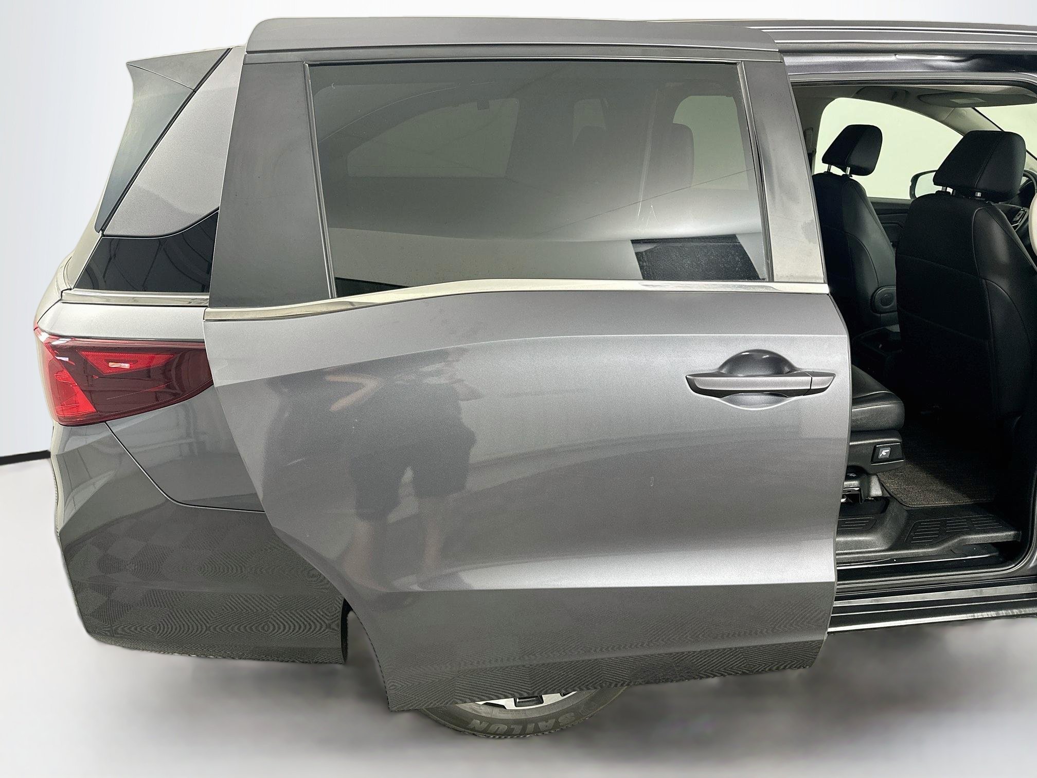Used 2025 Honda Odyssey EX-L image 33