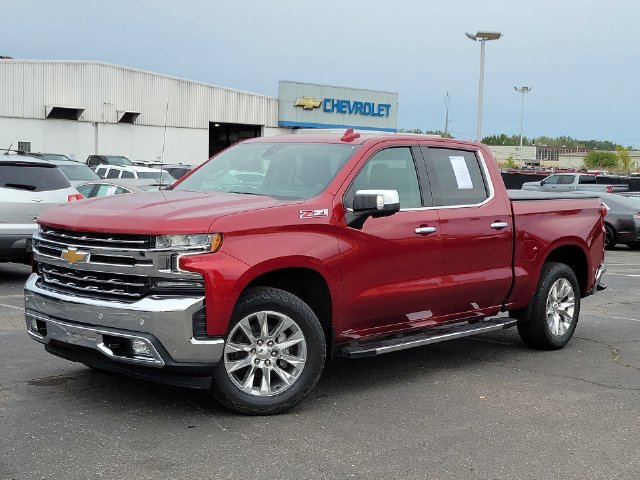 Certified 2022 Chevrolet Silverado 1500 LTZ w/ Technology Package AWD/4WD image 4