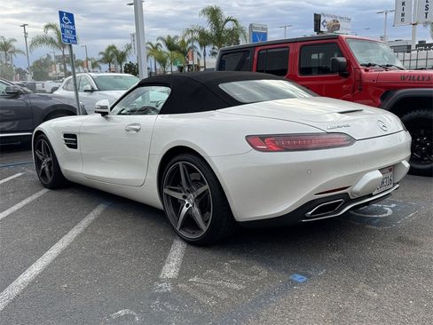 Used 2018 Mercedes-Benz AMG GT Roadster image 18