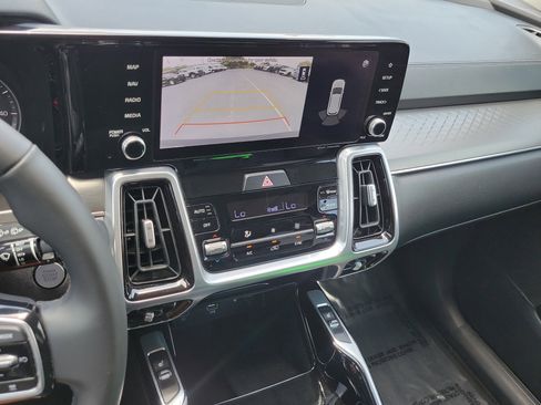 Used 2021 Kia Sorento SX FWD image 29