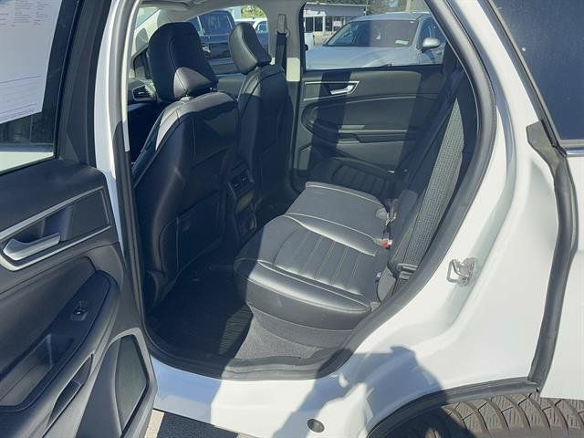 Certified 2023 Ford Edge SEL w/ Convenience Package AWD/4WD image 11
