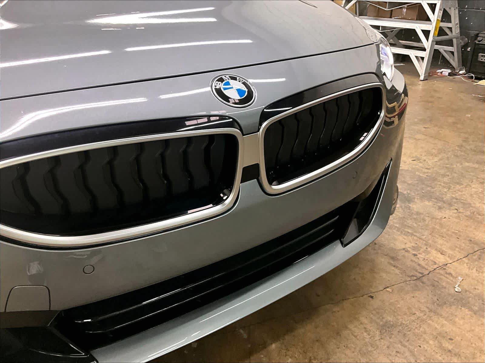 Used 2025 BMW 230i Coupe w/ Convenience Package RWD image 32