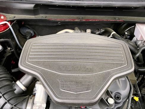 Used 2024 Cadillac XT5 Premium Luxury image 32