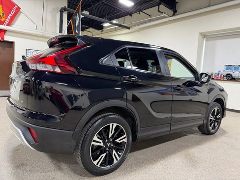 Used 2023 Mitsubishi Eclipse Cross SE image 17