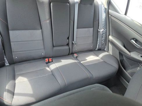 New 2025 Nissan Sentra SR w/ Midnight Edition image 28