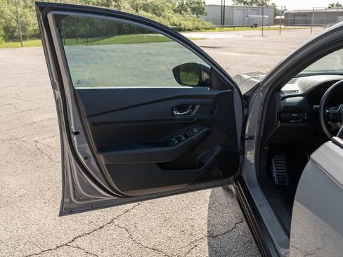 Used 2025 Honda Accord Sport image 11