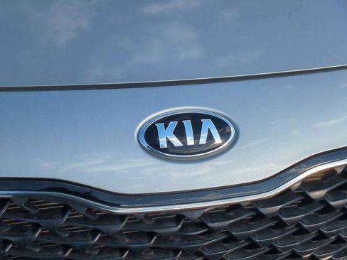 Used 2020 Kia Sportage LX FWD image 11