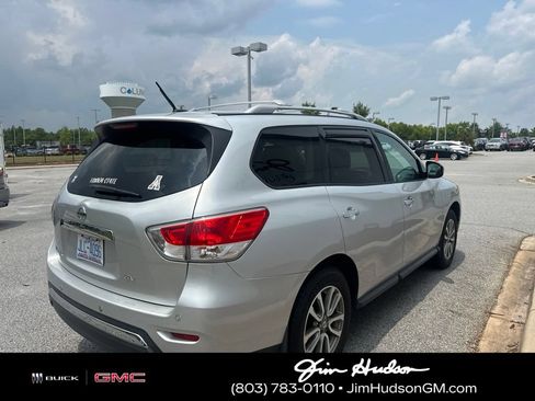 Used 2013 Nissan Pathfinder SV w/ Cargo Pkg FWD image 2