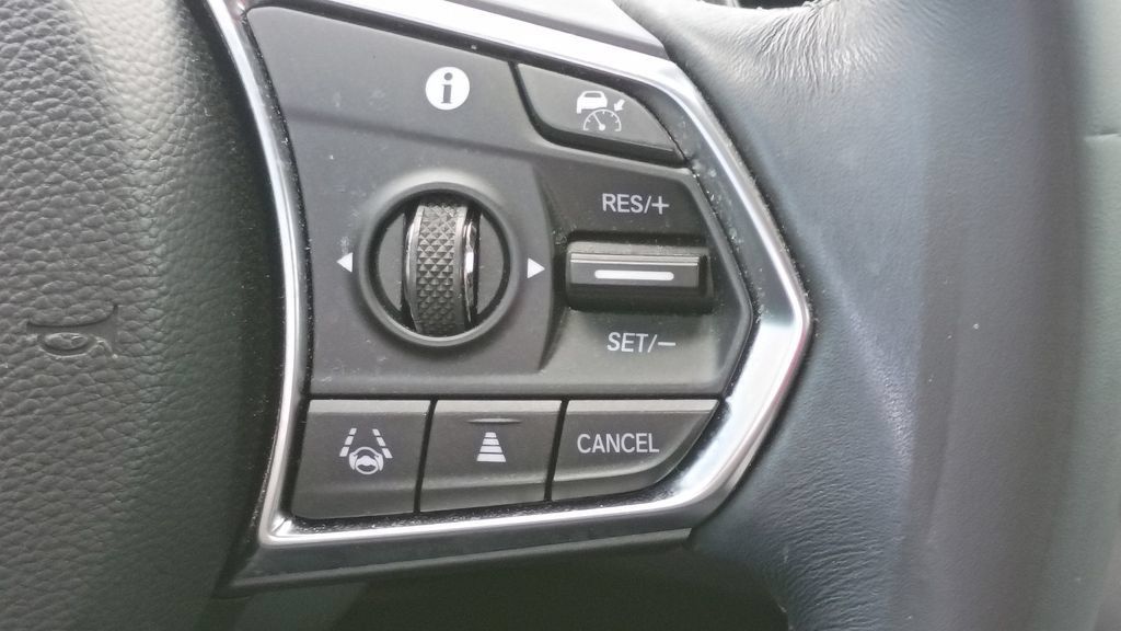 Used 2022 Acura RDX w/ Technology Package FWD image 27