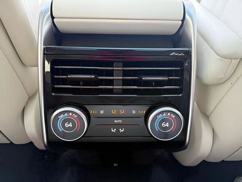 New 2026 Land Rover Range Rover SE AWD/4WD image 27