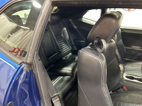 Used 2009 Dodge Challenger SE image 14