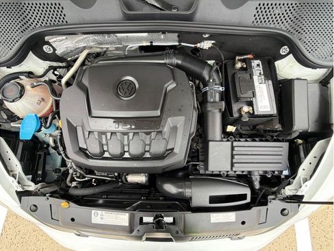 Used 2019 Volkswagen Beetle 2.0T SE FWD image 28