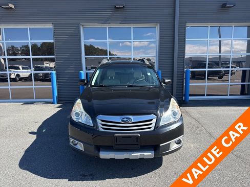 Used 2012 Subaru Outback 3.6R Limited w/ Moonroof Pkg image 5