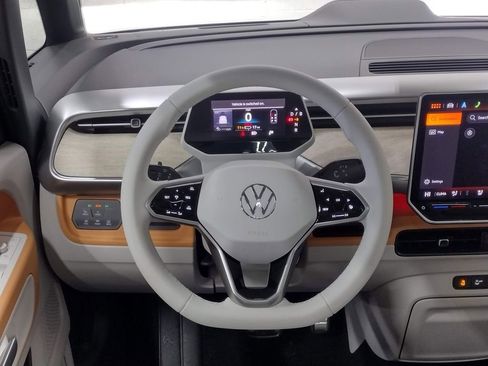 New 2025 Volkswagen ID. Buzz Pro S Plus image 41