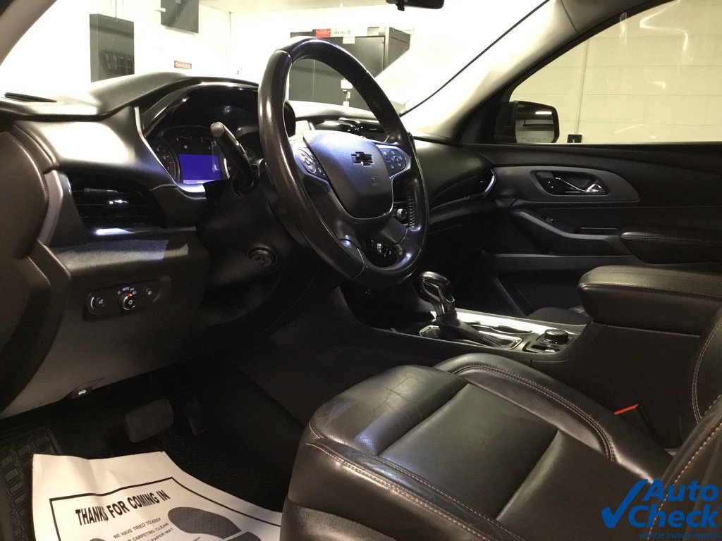 Used 2021 Chevrolet Traverse Premier w/ Redline Edition AWD/4WD image 27