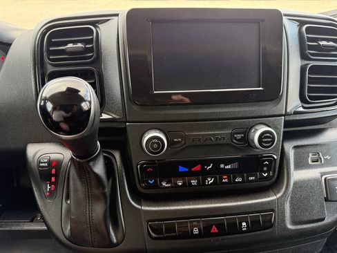Used 2025 RAM ProMaster 2500 w/ Convenience Group FWD image 35