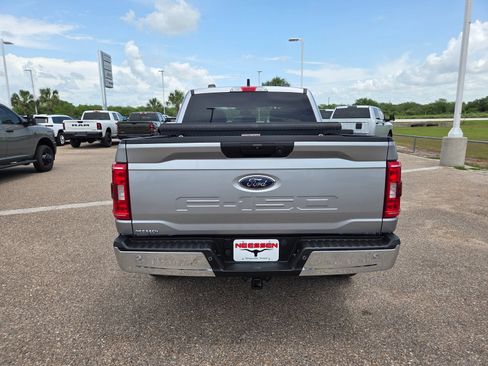 Used 2021 Ford F150 XLT w/ Trailer Tow Package AWD/4WD image 8