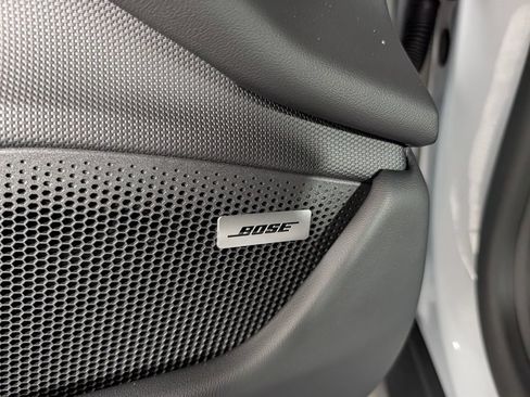 New 2026 Porsche Taycan AWD/4WD image 28