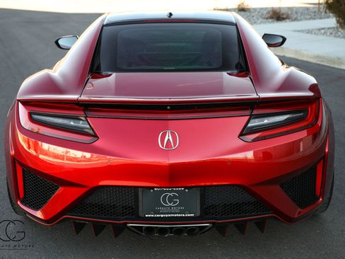 Used 2017 Acura NSX Coupe 2D image 15