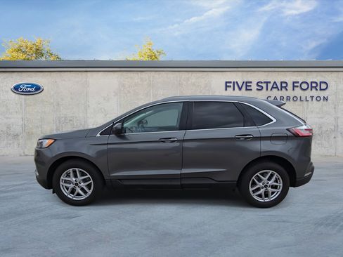 Used 2023 Ford Edge SEL w/ Convenience Package image 5