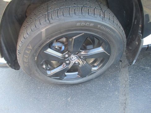 Used 2019 Toyota RAV4 XSE w/ XSE Weather Package image 14