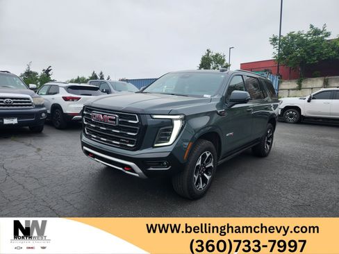 Used 2025 GMC Yukon AT4 w/ AT4 Premium Package AWD/4WD image 1