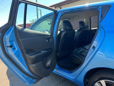 Used 2014 Nissan Leaf SL w/ Premium Package image 47